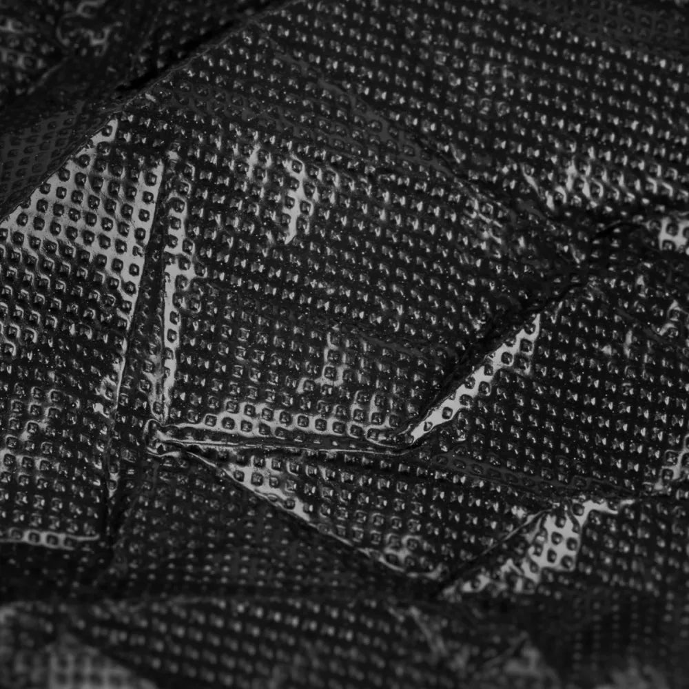 Svart engångslakan i plast